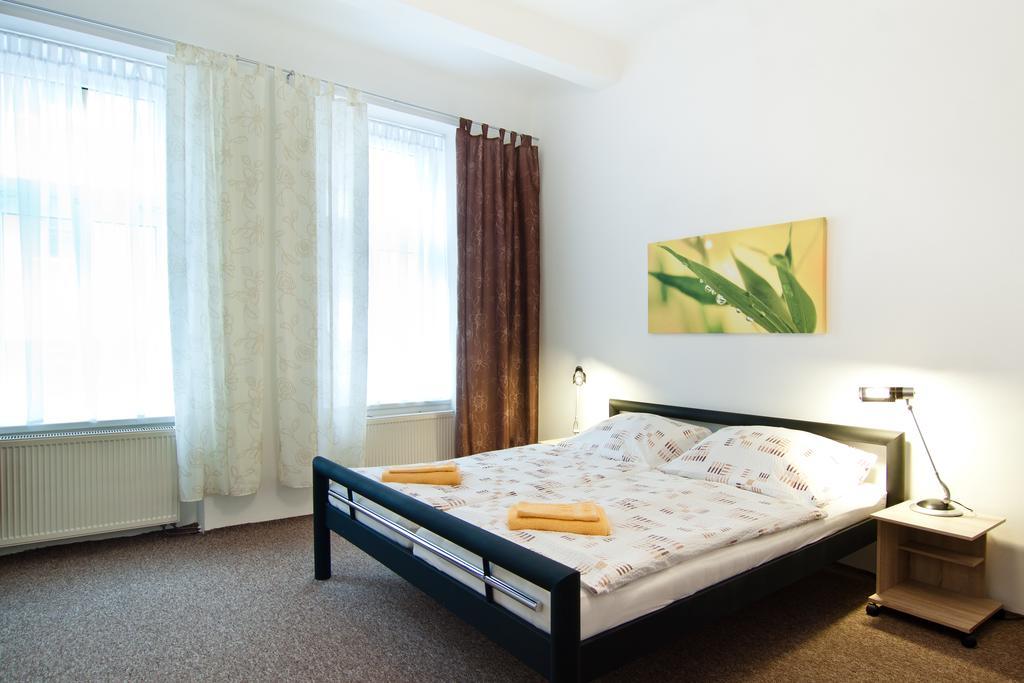 Apartmany - Penzion Smetanka Ceske Budejovice Exterior photo