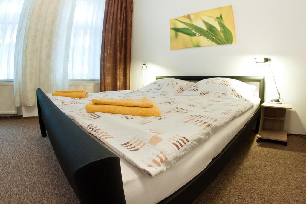 Apartmany - Penzion Smetanka Ceske Budejovice Exterior photo